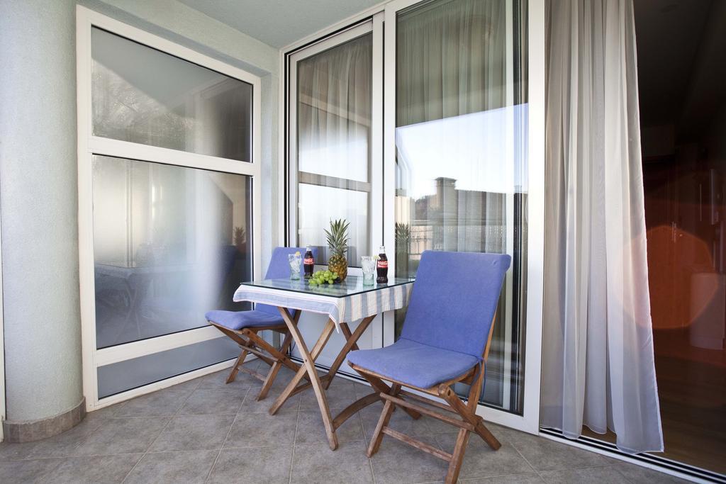 Studio Apartmani Bijeli Delfin Биоград-на-Мору Номер фото